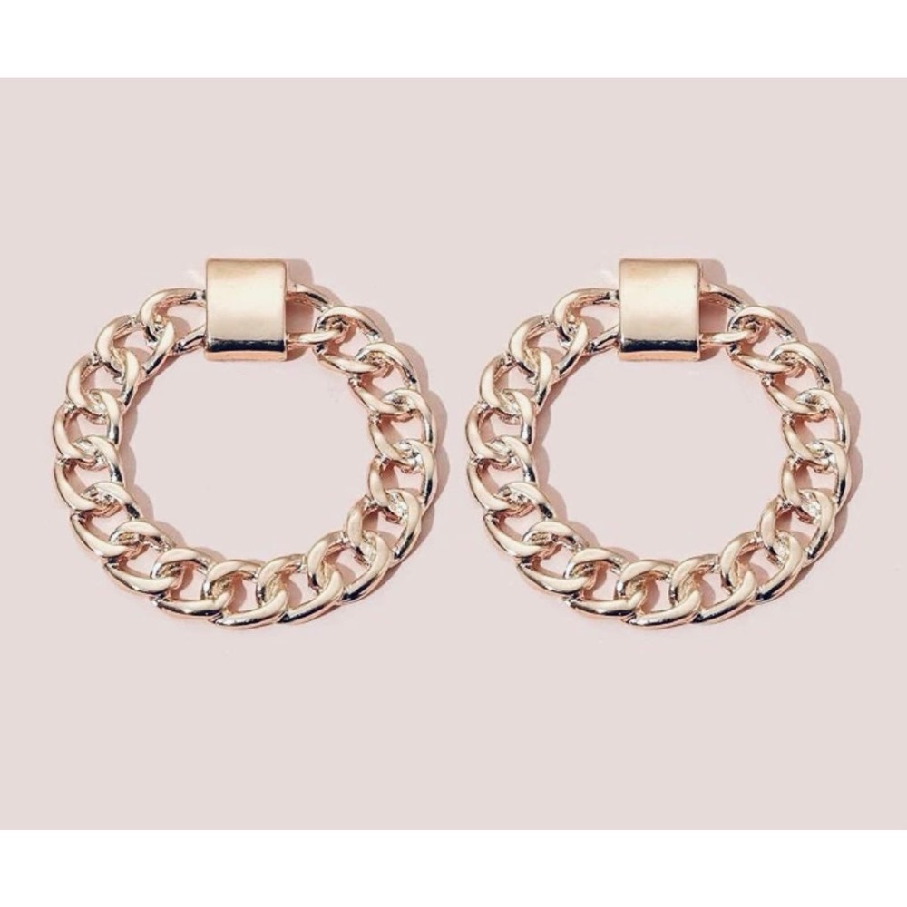 Gold Chain Link Circle Earrings